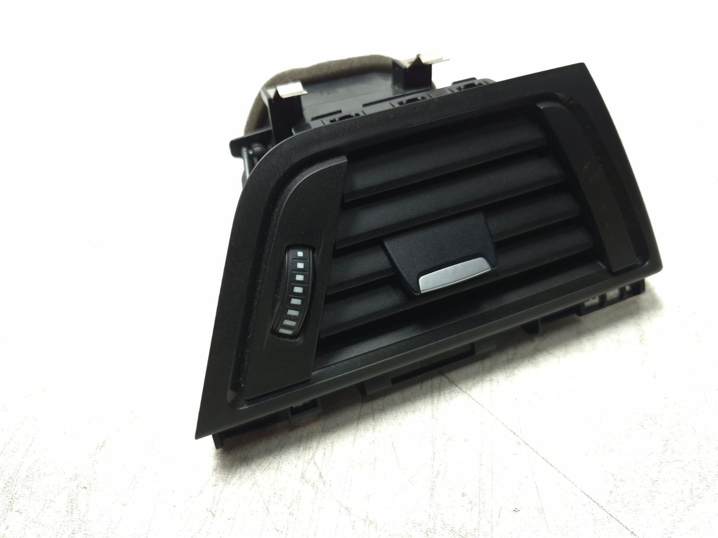 2013 BMW 328i F30 Dashboard Air Vent Grille Left & Right Pair OEM
