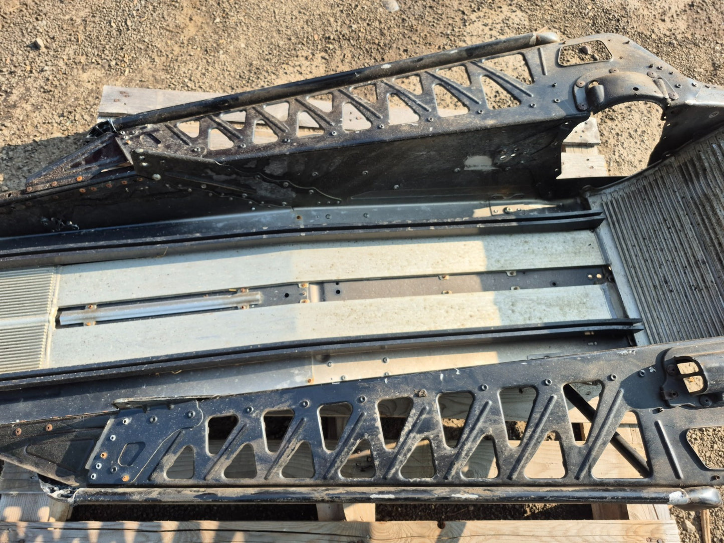2014 Arctic Cat Zr6000 Tunnel Chassis OEM