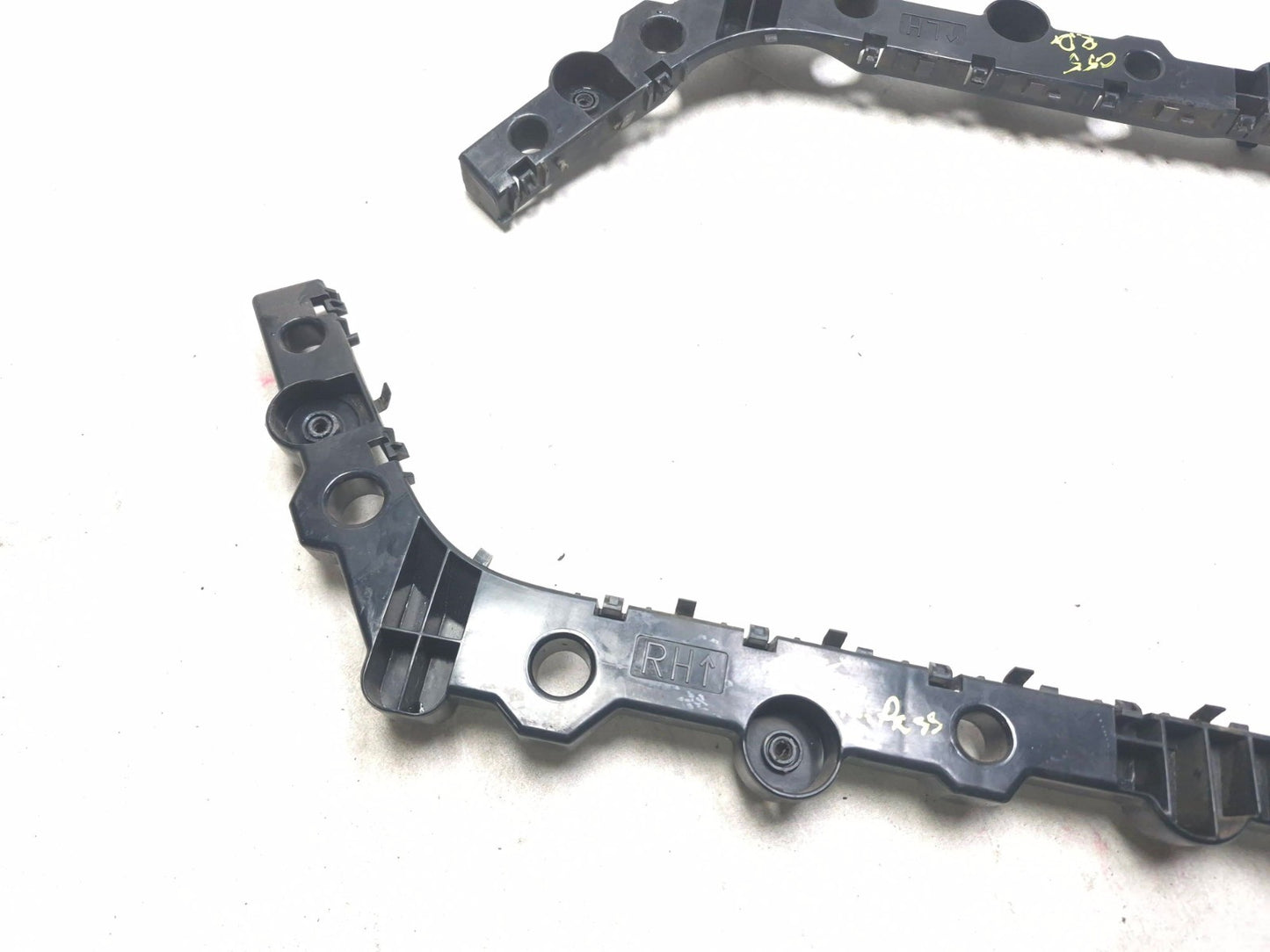 2018 Nissan Altima Rear Bumper Bracket Left & Right Pair OEM