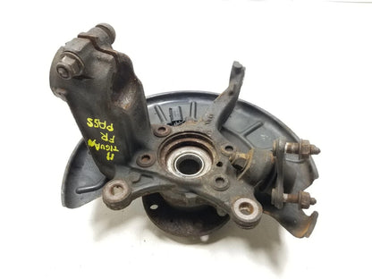 2011 Volkswagen Tiguan Front Spindle Knuckle Wheel Hub Passenger Side Right OEM