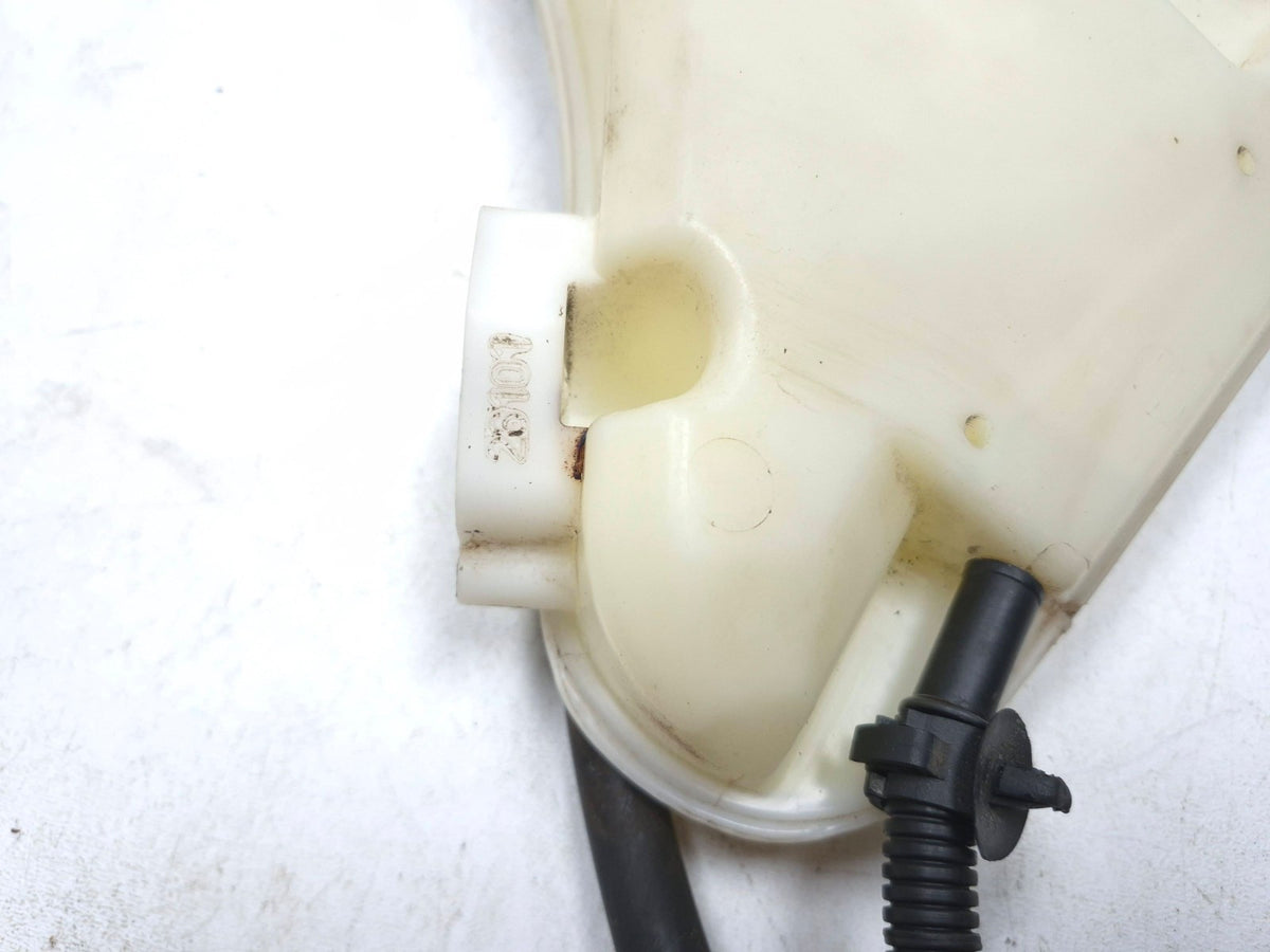 2011 BMW 750li Windshield Washer Fluid Reservoir 7178745 Oem✅
