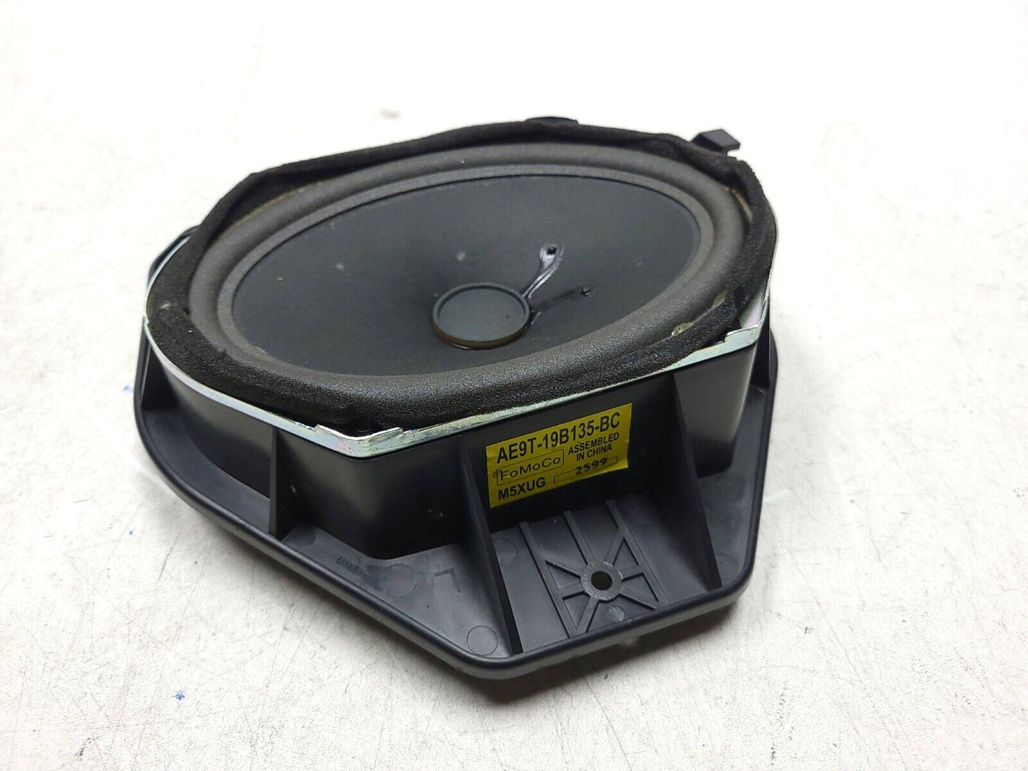 10-19 Lincoln MKT Rear Door Speaker Left & Right Pair OEM