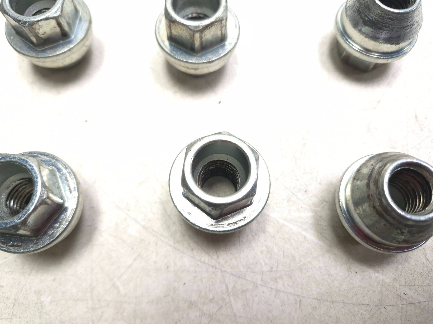 2008 Lincoln Navigator Wheel Lug Nut Set Of 24pcs OEM