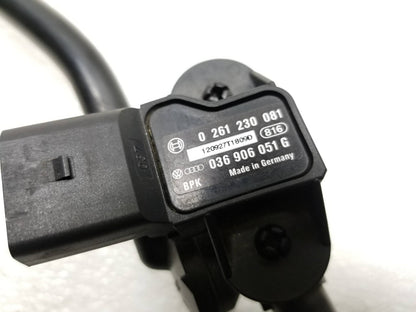 2011 - 2014 Porsche Cayenne 3.6l Manifold Air Map Pressure Sensor W/ Pipe OEM