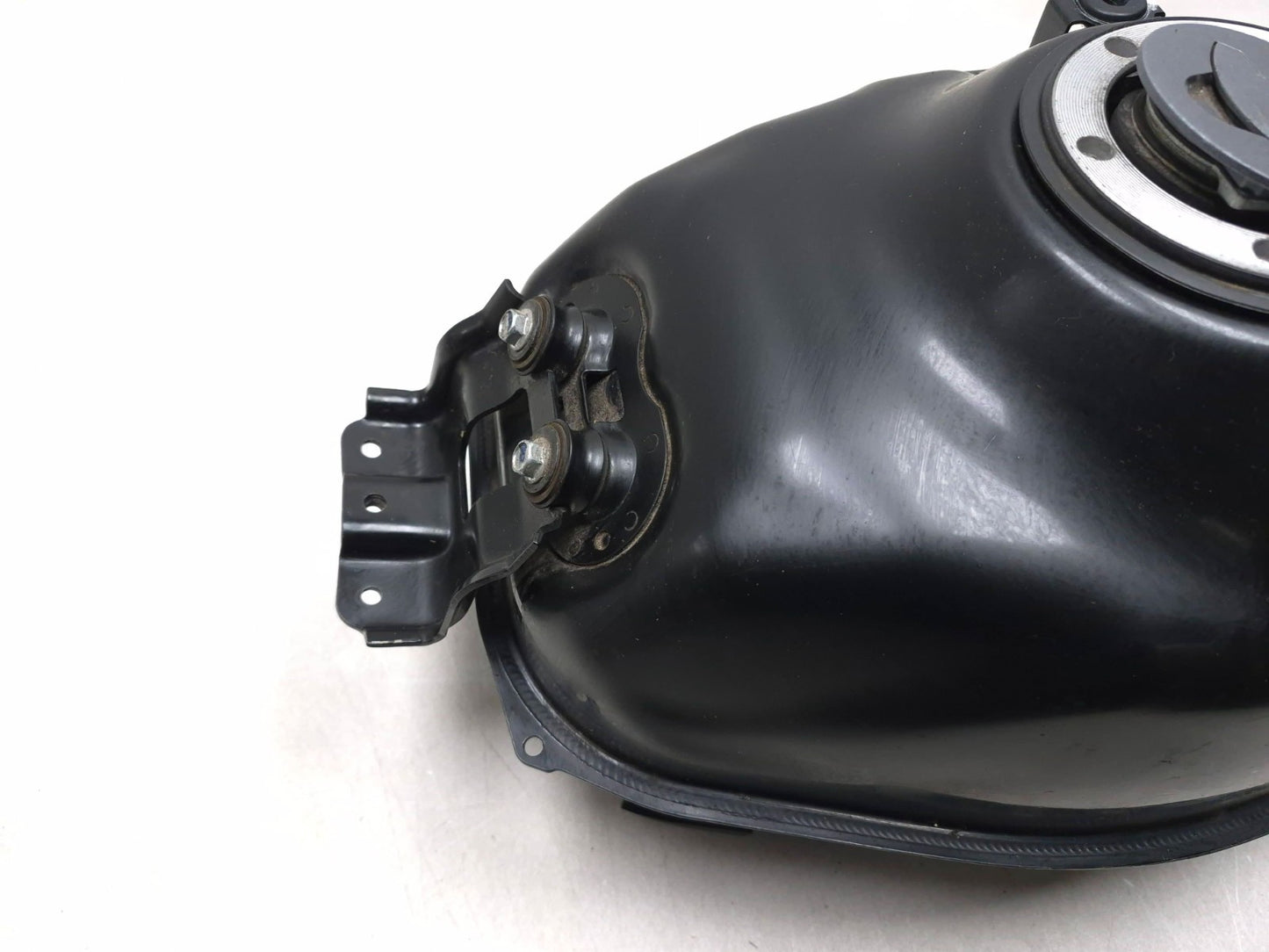 2015 Yamaha Yzfr3 Yzf-r3 Fuel Tank * No Key* OEM