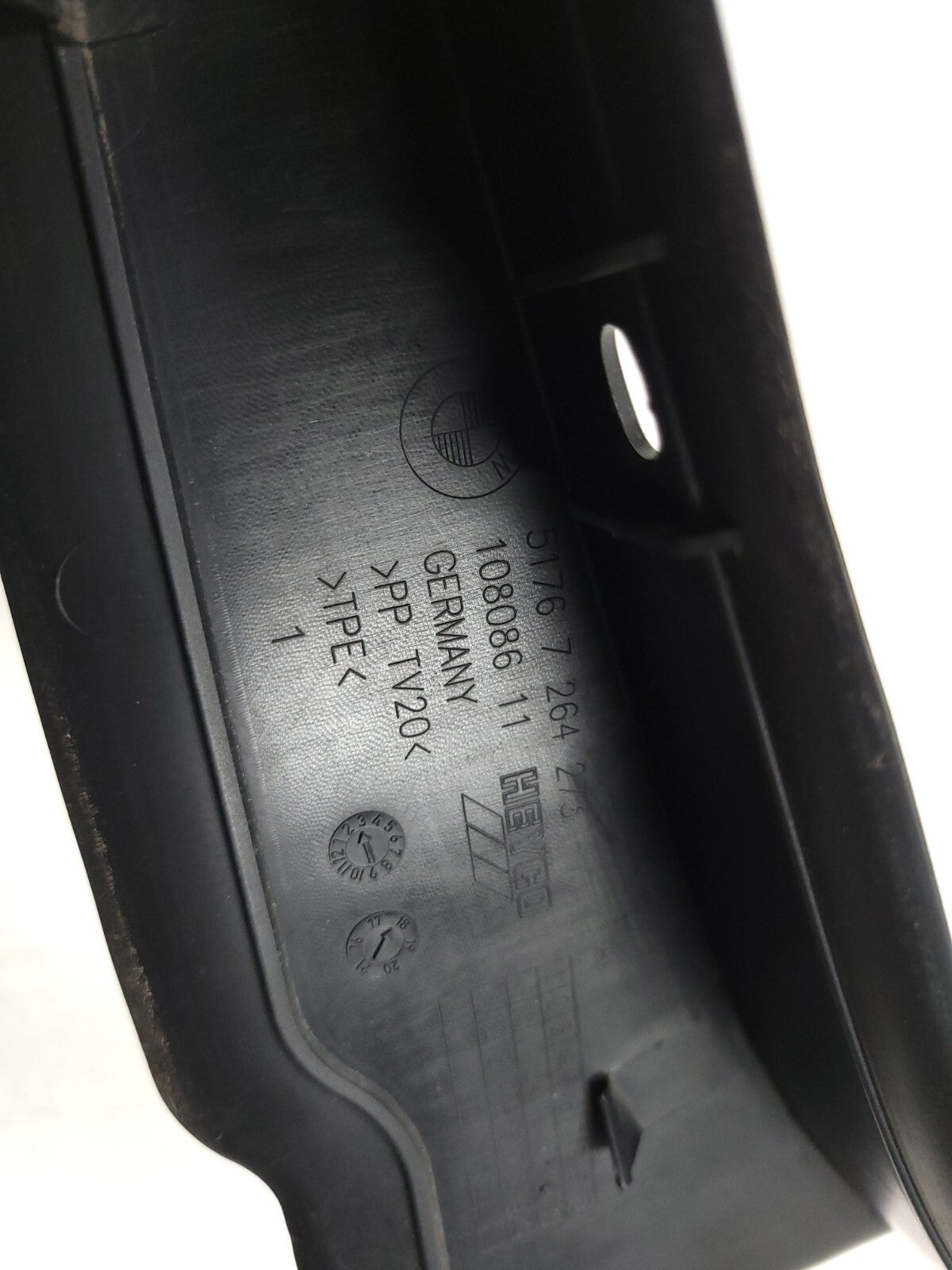 13-18 BMW 330xi F30 Cowl Grille Panel Outer Seal Cover Left & Right Pair OEM ✅