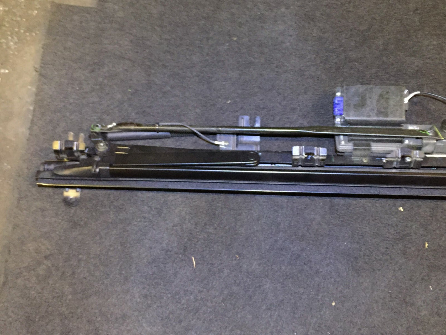 06 07 08 Acura Rl Power Rear Window Sun Shade Blind Assembly OEM D41