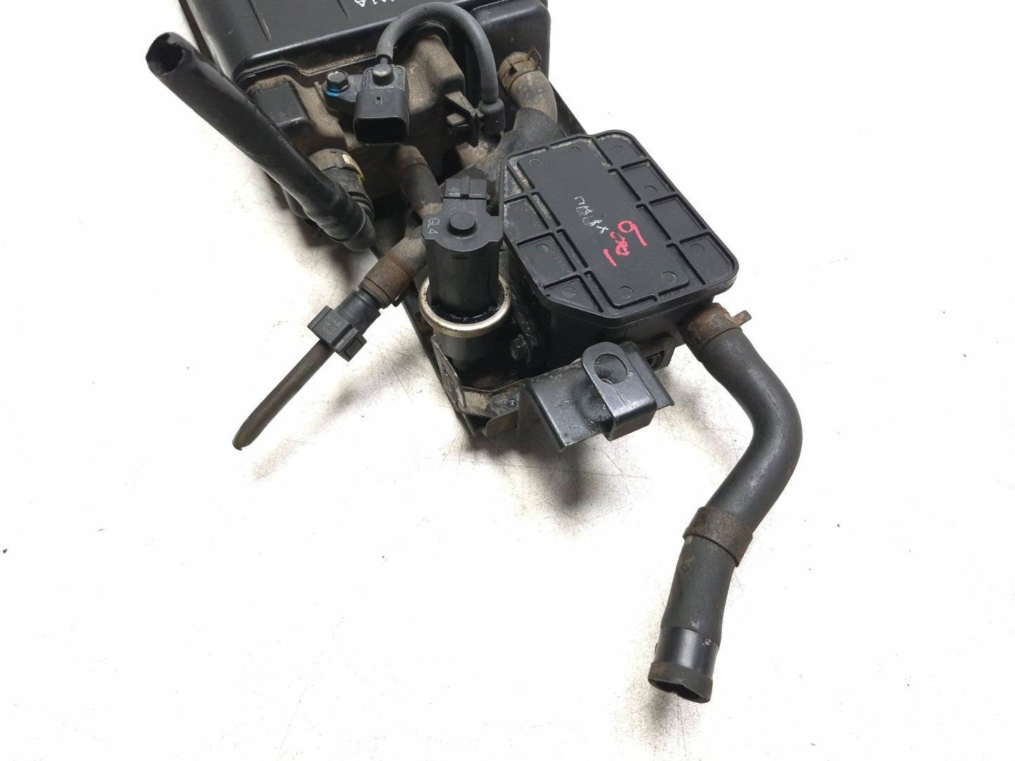 2013 Hyundai Genesis Coupe Fuel Vapor Canister OEM