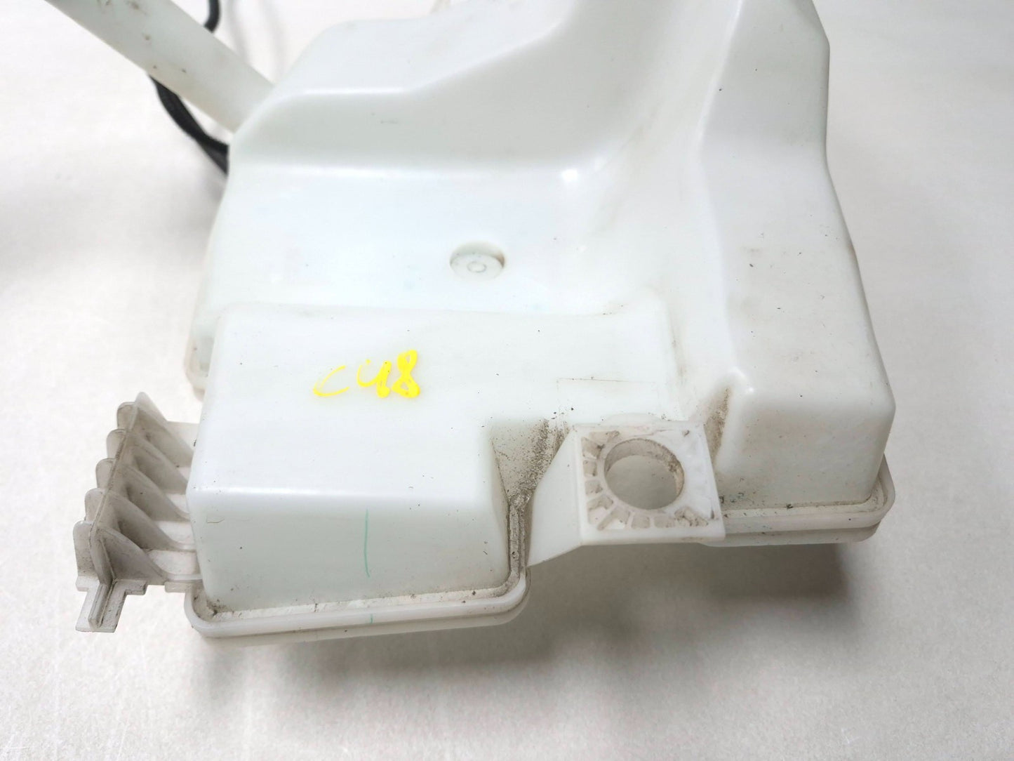 2014 Ford Focus St Windshield Washer Fluid Reservoir Assy OEM