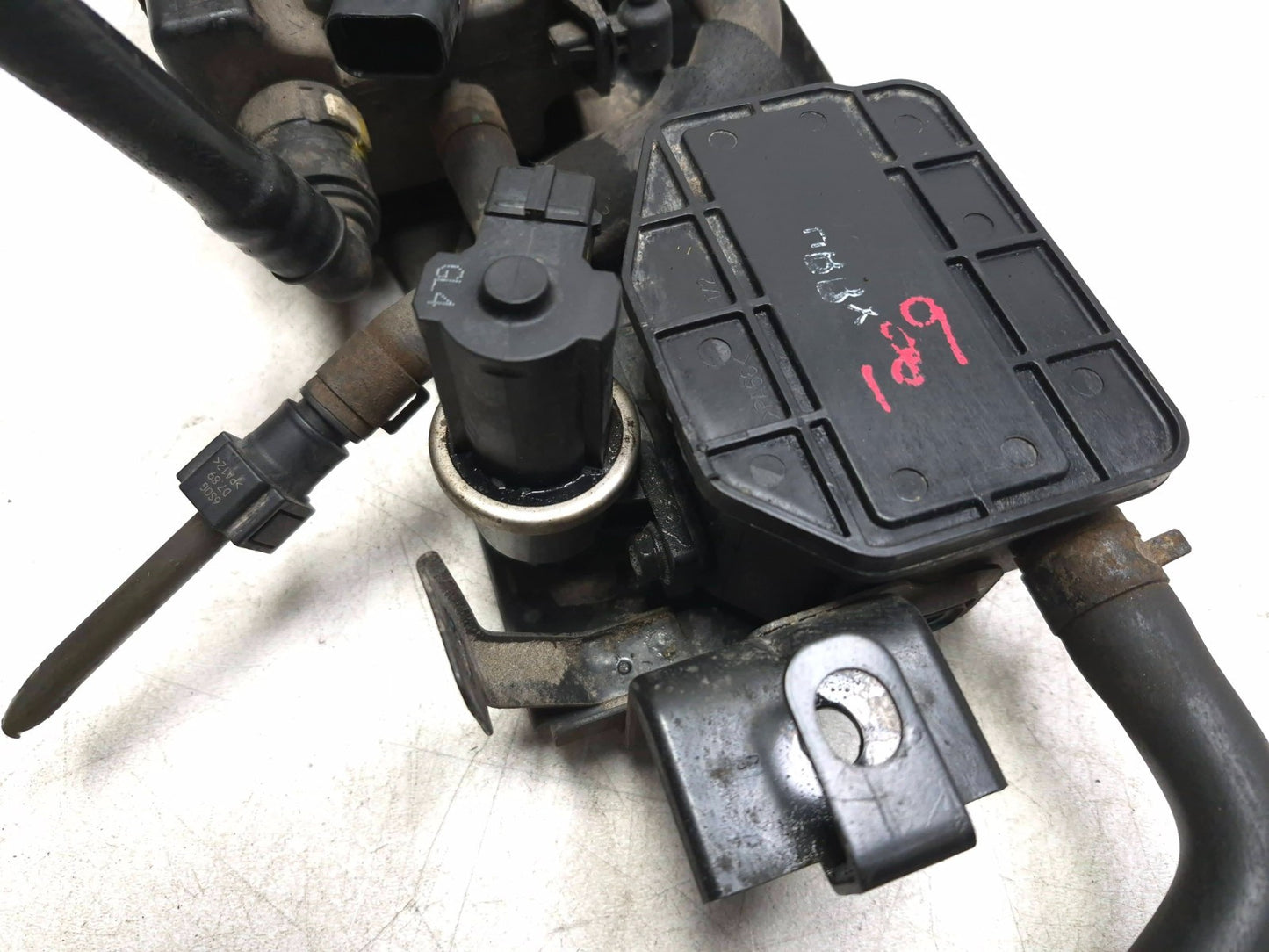 2013 Hyundai Genesis Coupe Fuel Vapor Canister OEM