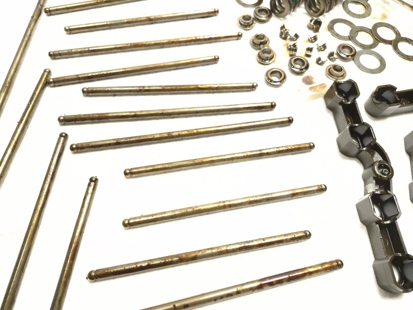 2020 Dodge Challenger 5.7l Engine Exhaust Valve Spring Lifter Rod Set OEM