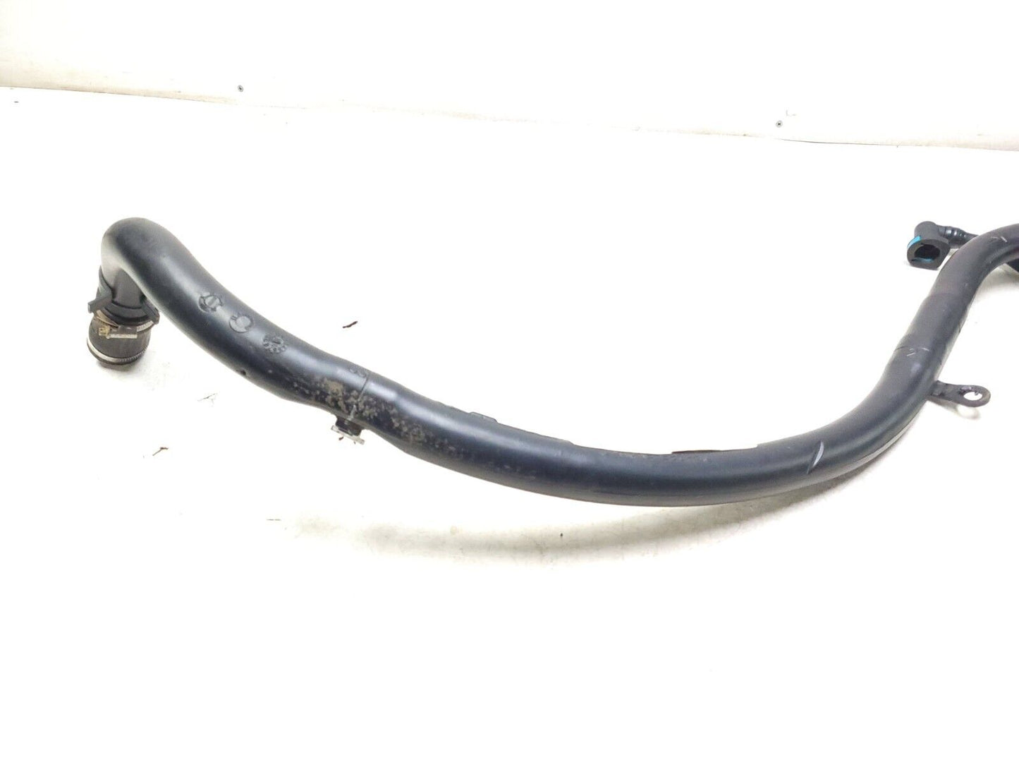 2014 - 2018 BMW X5 F15 Fuel Tank Filler Neck Hose Pipe W/ Cap  OEM