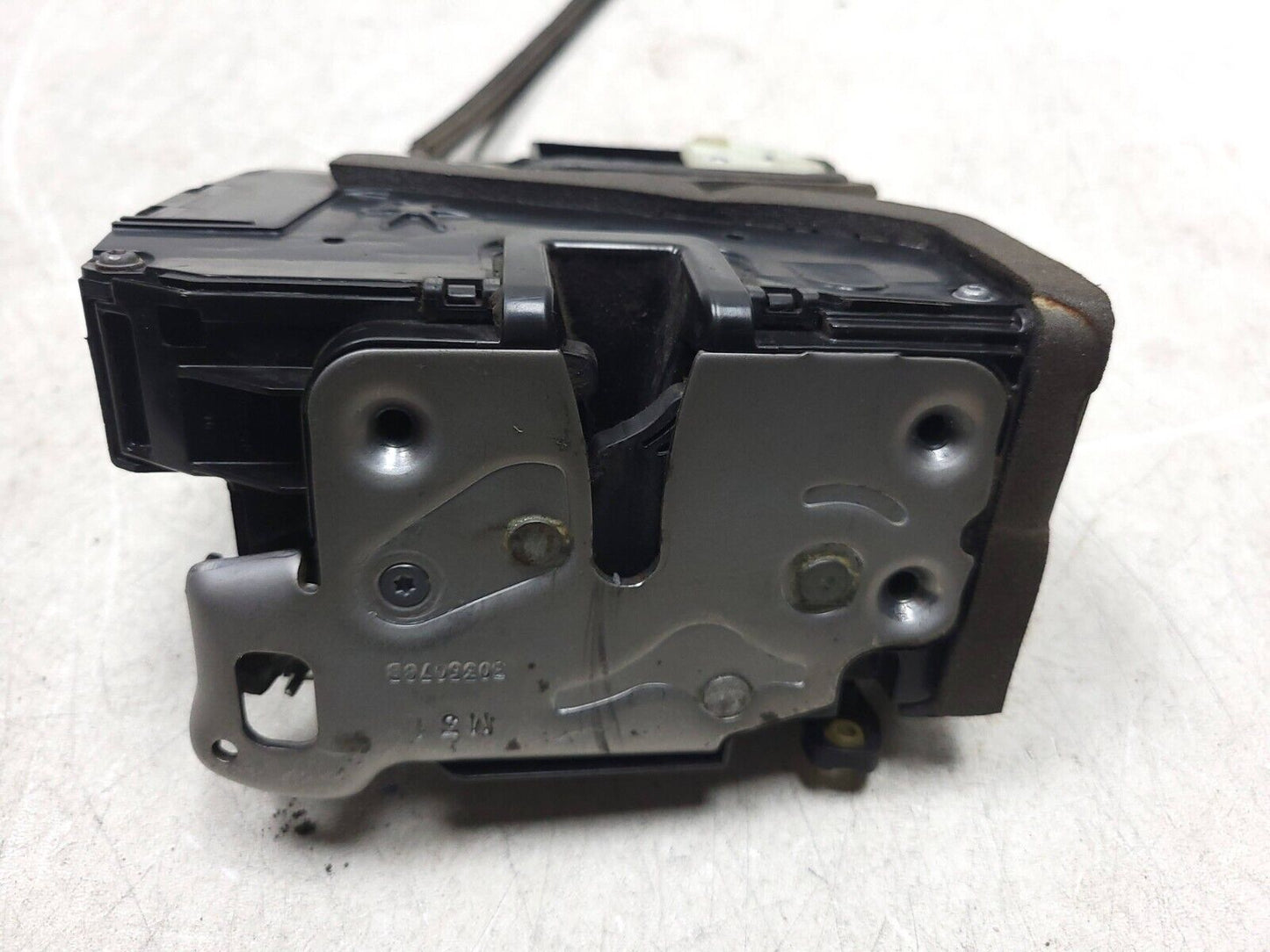 14-19 Chevrolet Silverado 1500 Door Lock Actuator Front Passenger Side Right OEM