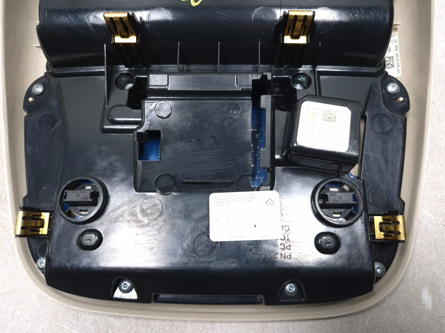 2018 Chrysler 300 Limited AWD Overhead Dome Light OEM