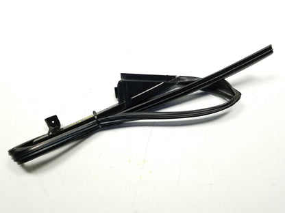 12 13 14 15 Nissan Rogue Rear Door Window Chanel Seal Passenger Side Right OEM