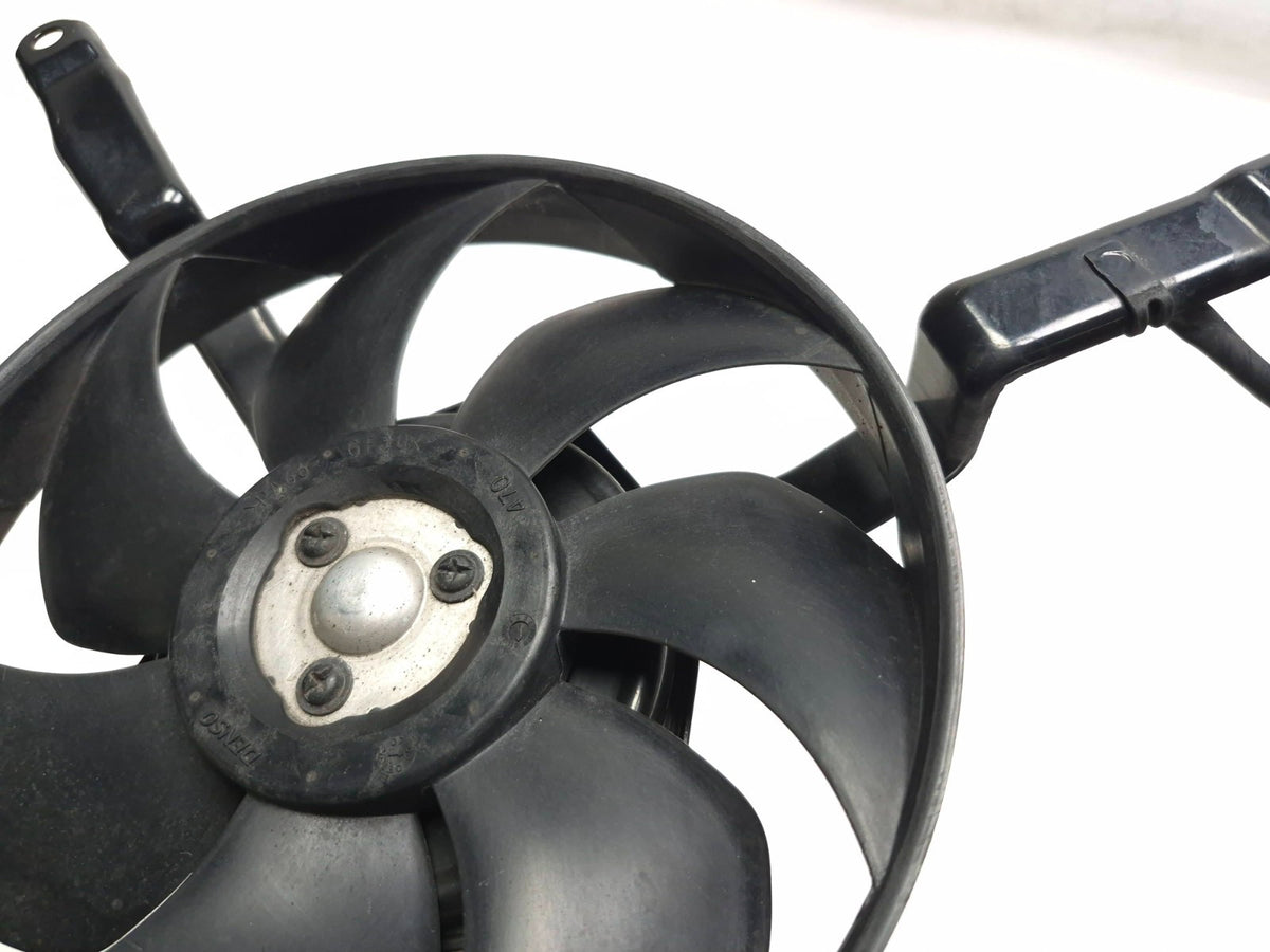 2009 Suzuki Boulevard M109r Vzr1800 Cooling Fan OEM