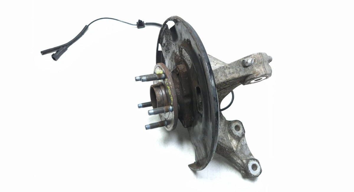 2012 Chevrolet Cruze Front Spindle Knuckle W/hub Right Passenger Side OEM