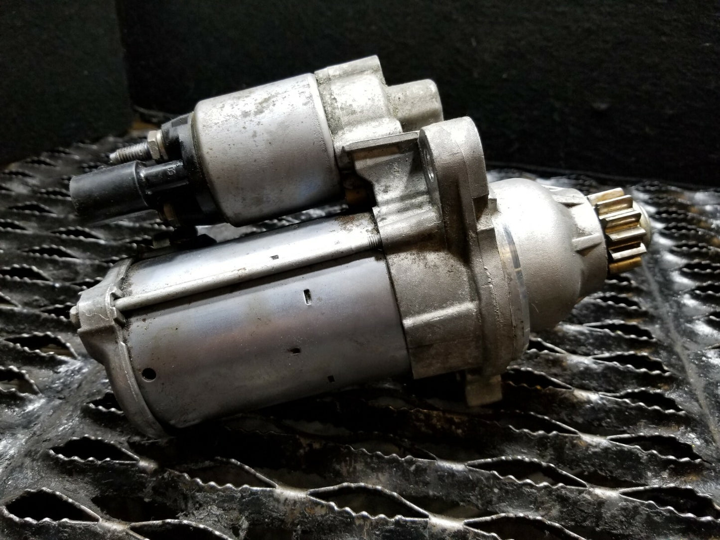 2014 Volkswagen Passat Starter Motor OEM