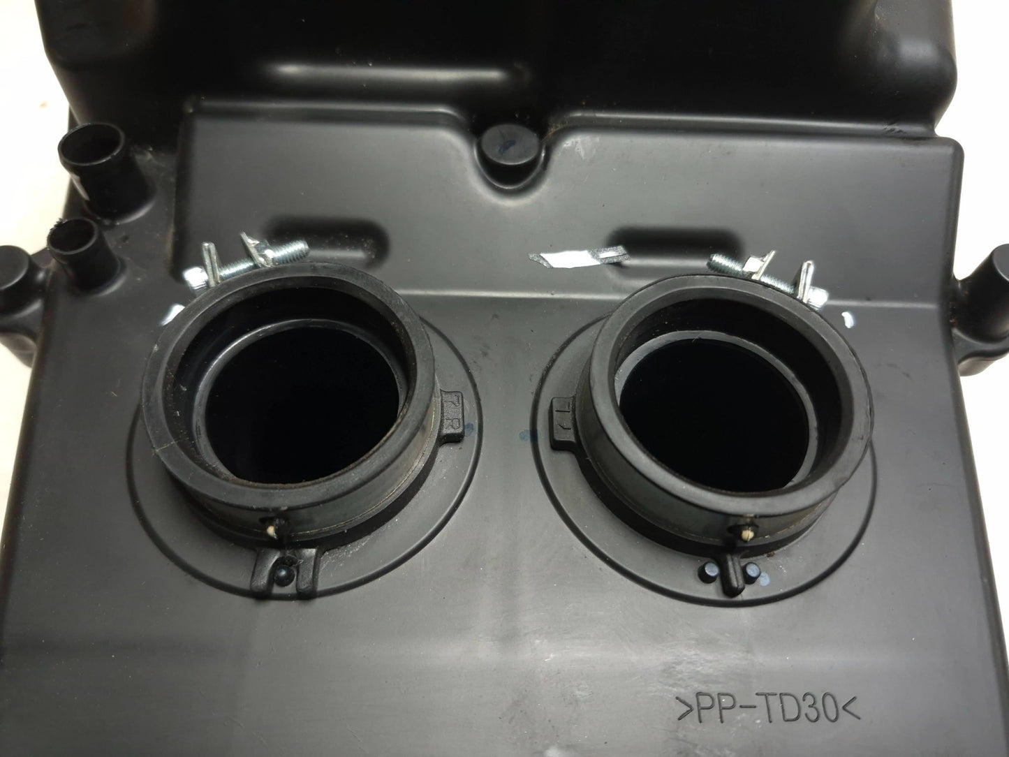 2023 Kawasaki Ninja 400 Ex400 Air Box Cleaner Filter Housing OEM