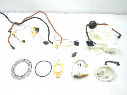 2011 BMW 750li Fuel Pump 16-11-7-217-261 OEM