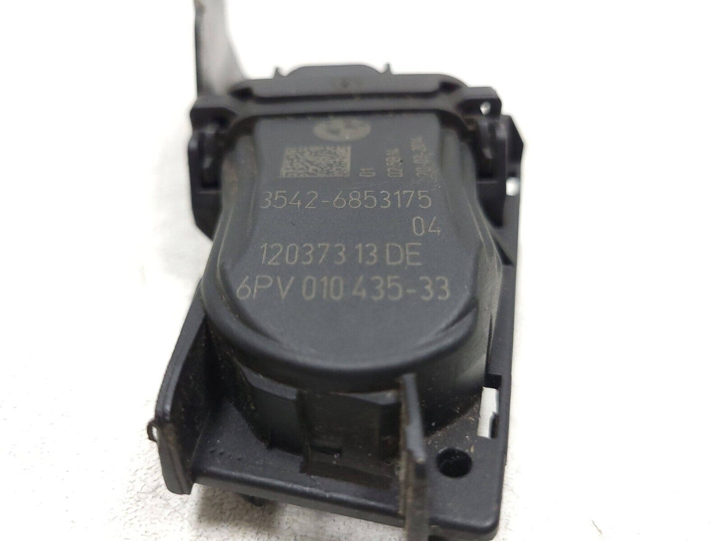 2014 - 2018 BMW X5 X6 F15 Accelerator Throttle Pedal Sensor Module OEM
