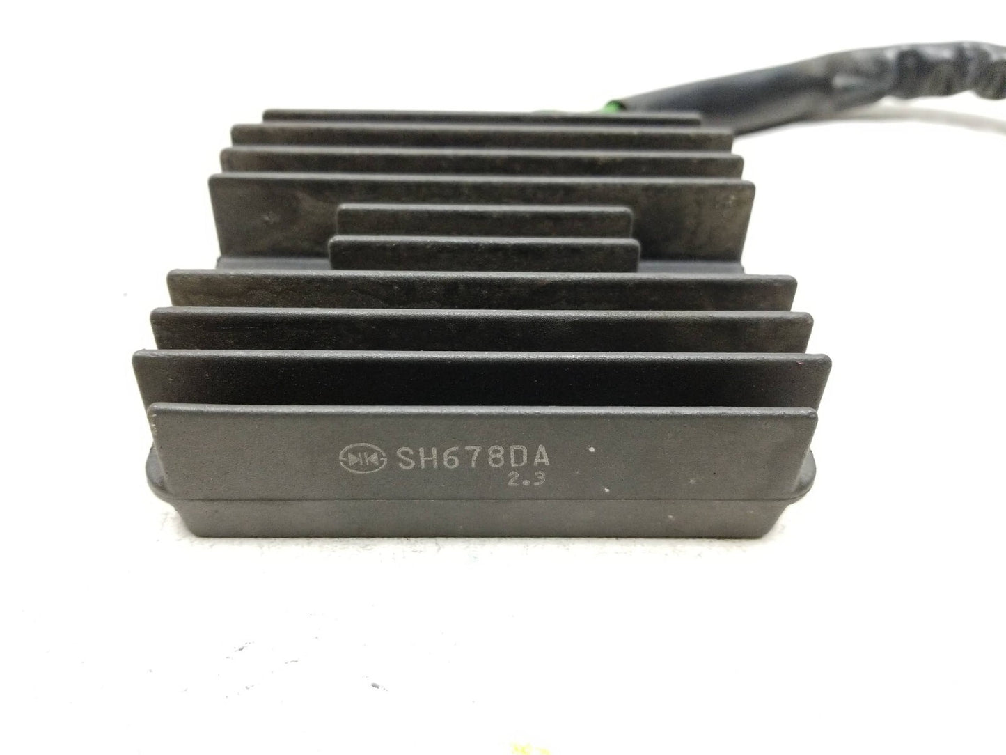 2002 2003 Honda Cbr900rr Cbr954rr Voltage Regulator Rectifier OEM