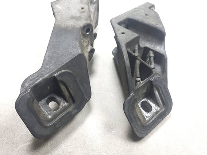 2007 Range Rover 4.2l Engine Motor Mount Bracket Left & Right Pair OEM