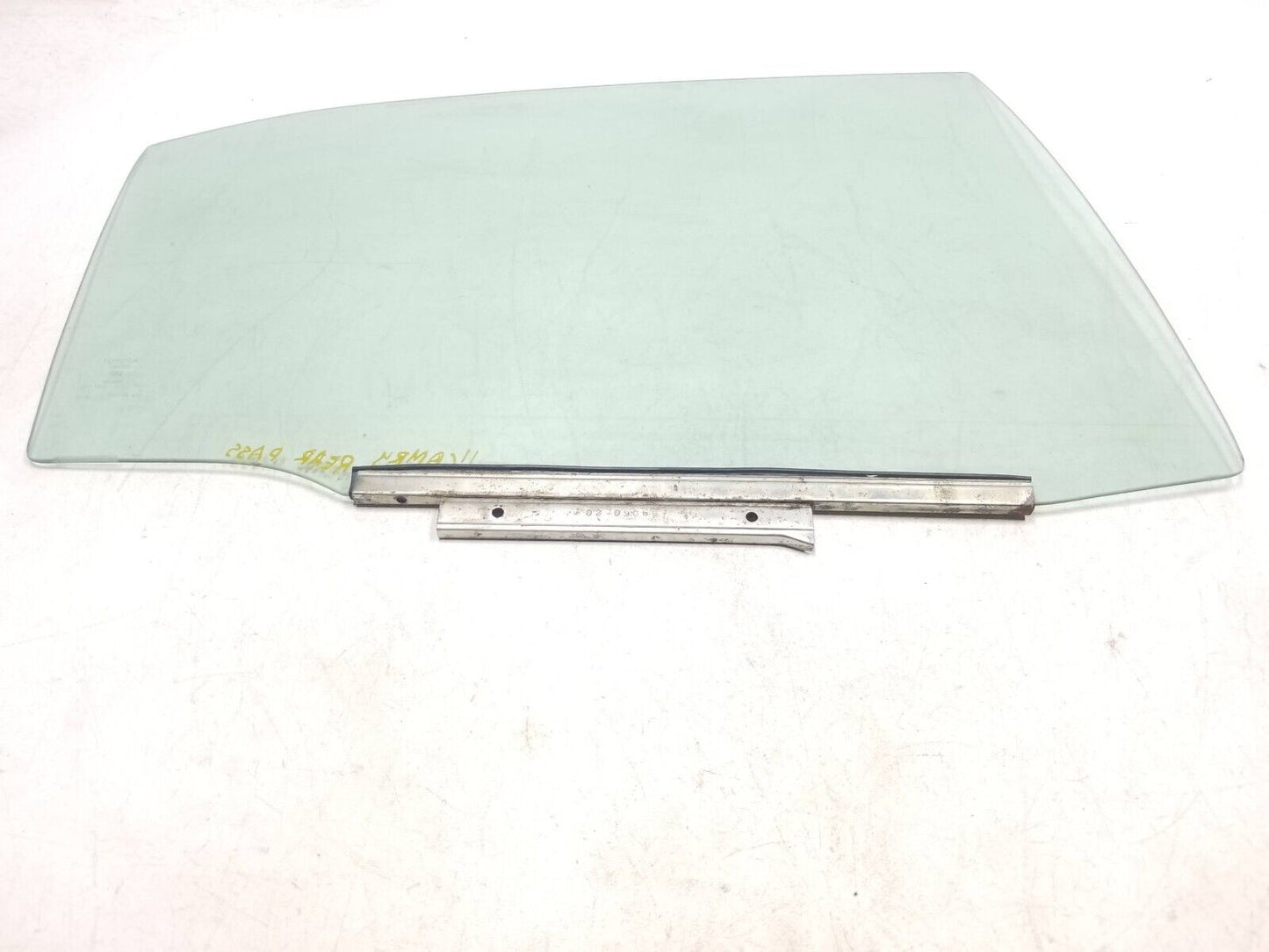 2007 - 2011 Toyota Camry Door Window Glass Rear Passenger Side Right OEM