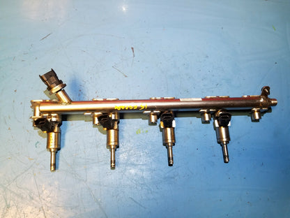 13 14 15 16 Ford Escape 2.0t Fuel Rail W/ Injectors OEM 83k