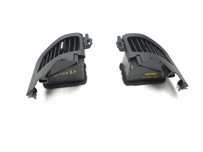 2018 Honda Odyssey Dashboard Center Air Vent Grille Pair OEM