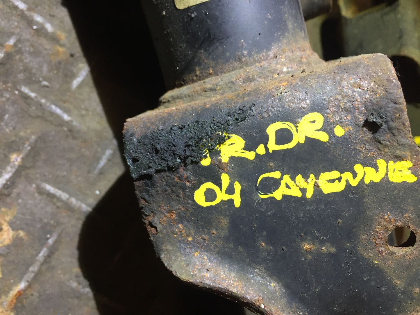 04 05 06 Porsche Cayenne Shock Strut Absorber Front Left Driver Side OEM