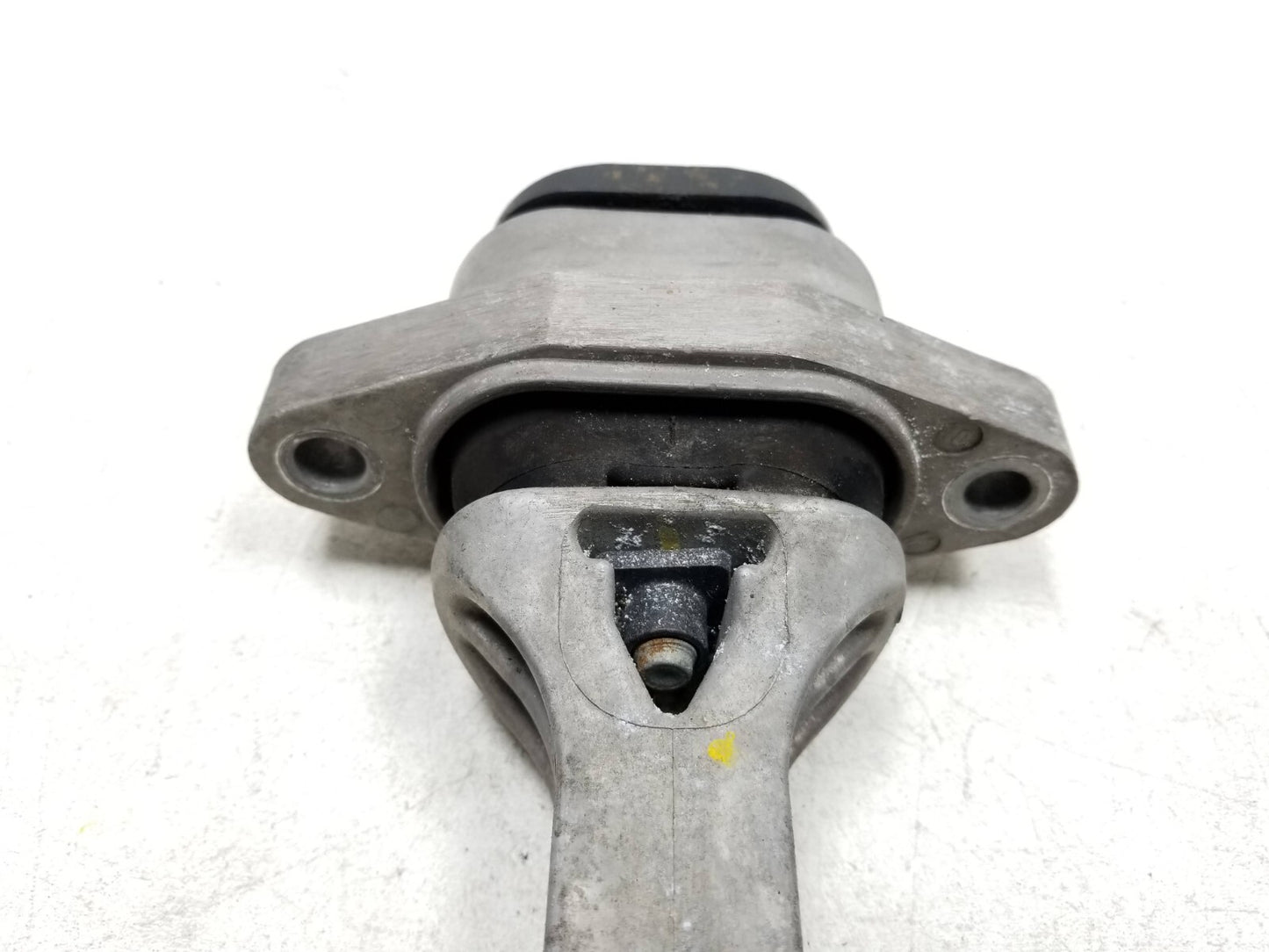 2012 - 2017 Hyundai Accent Front Lower Engine Torque Strut OEM