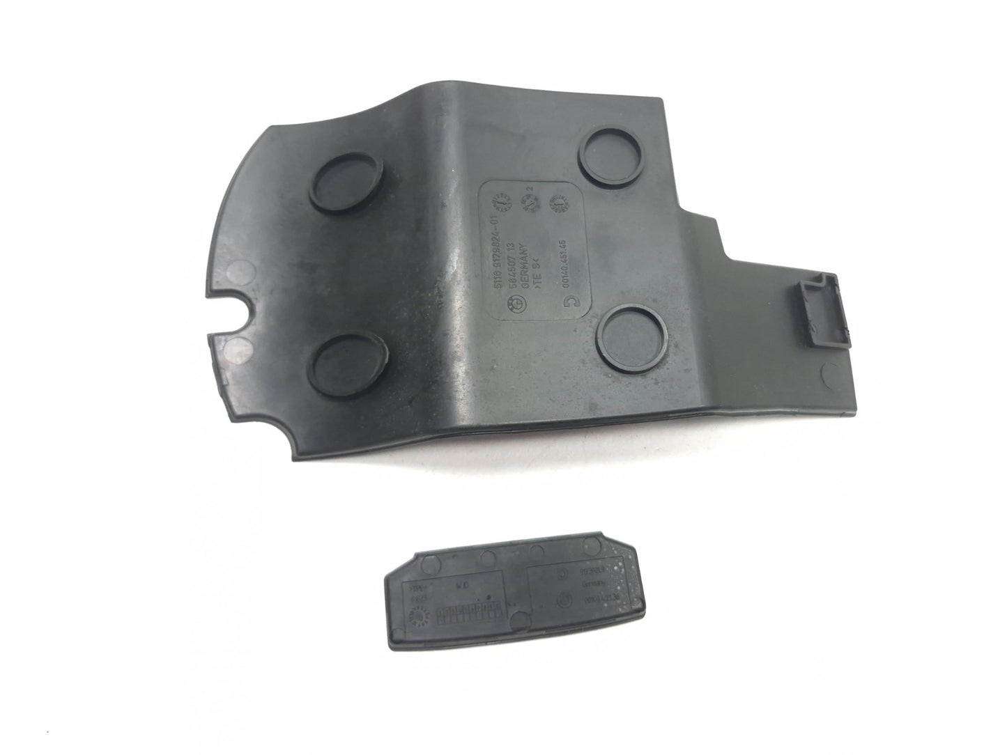 2011 BMW 750li Rear Center Console Storage Rubber Mat Insert Oem✅