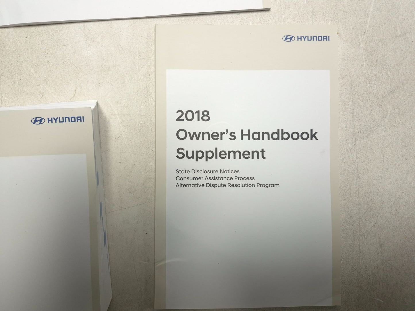 2018 Hyundai Sonata Owner's Manual Book & Case OEM