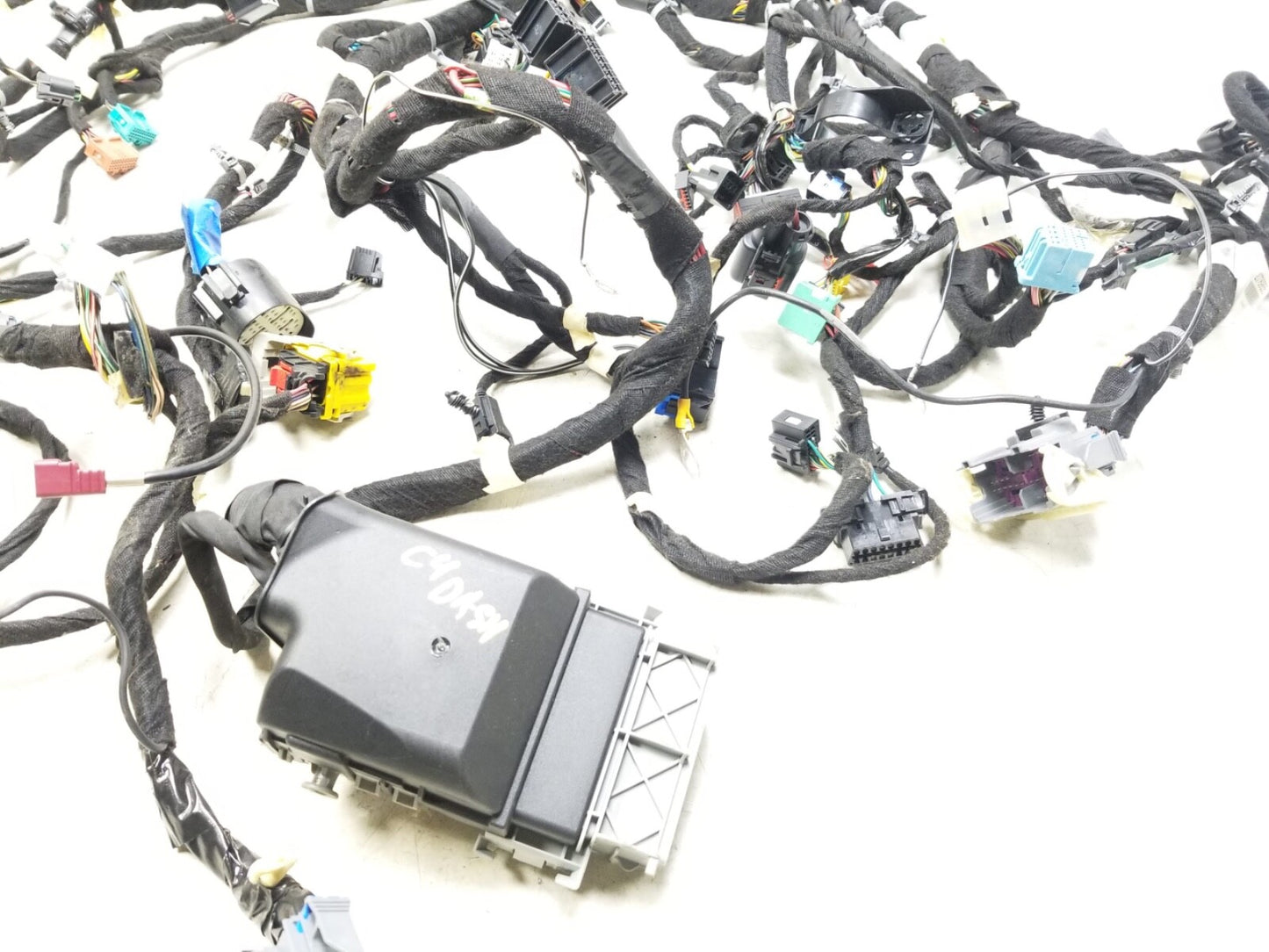 2010 - 2011 Cadillac SRX Luxury Instrument Panel Wiring Harness OEM