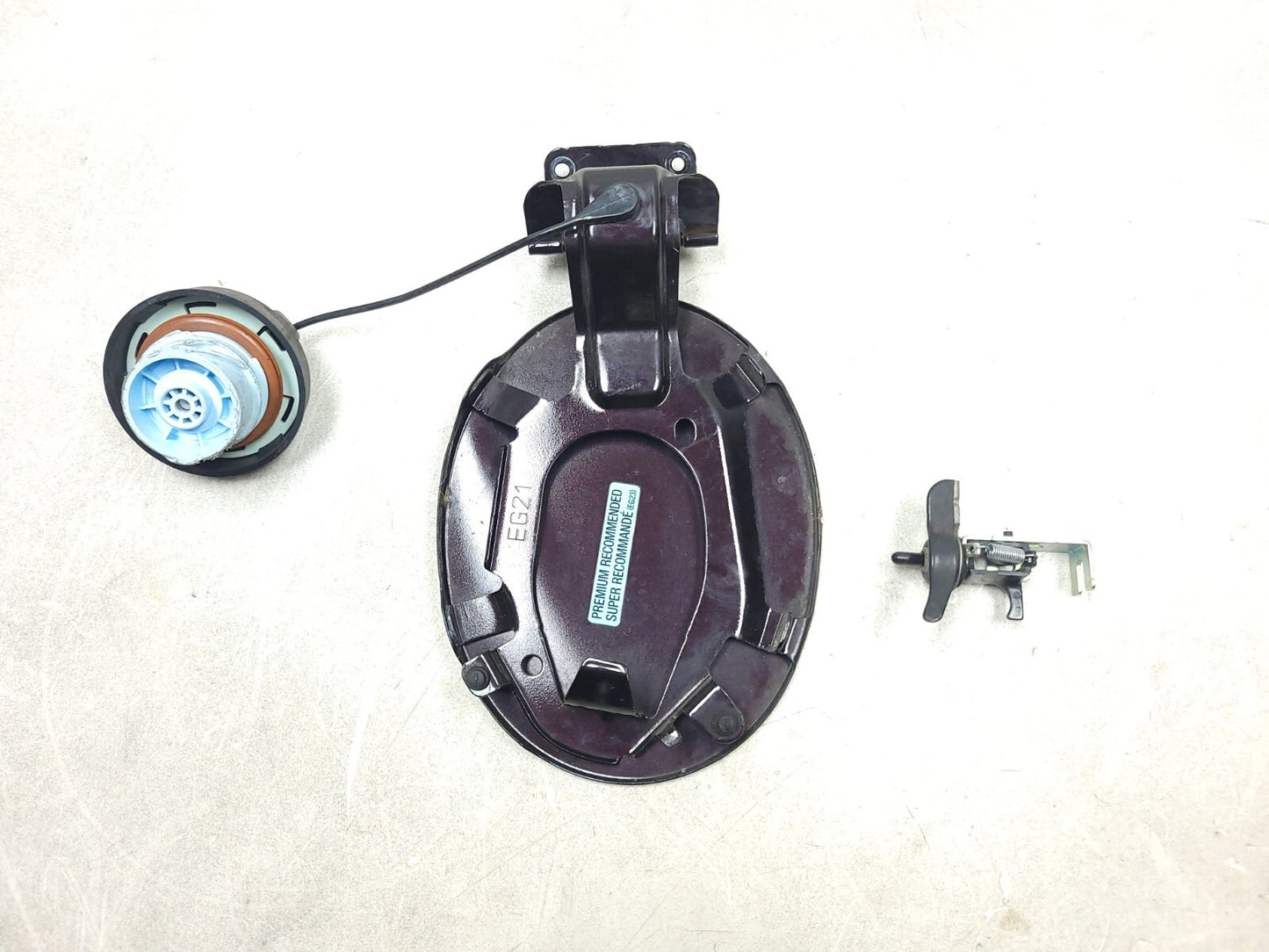 2007 - 2012 Mazda Cx-7 Fuel Gas Filler Door Lid W/ Cap OEM