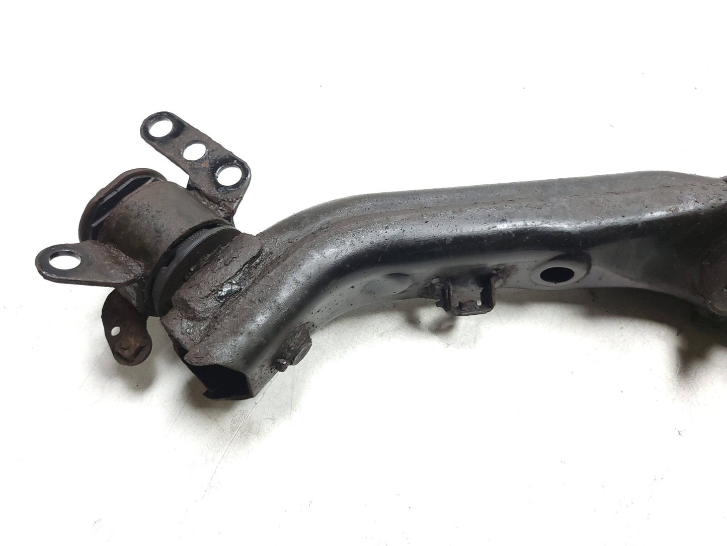 2010 Scion Tc Rear Lower Control Arm Passenger Side Right OEM