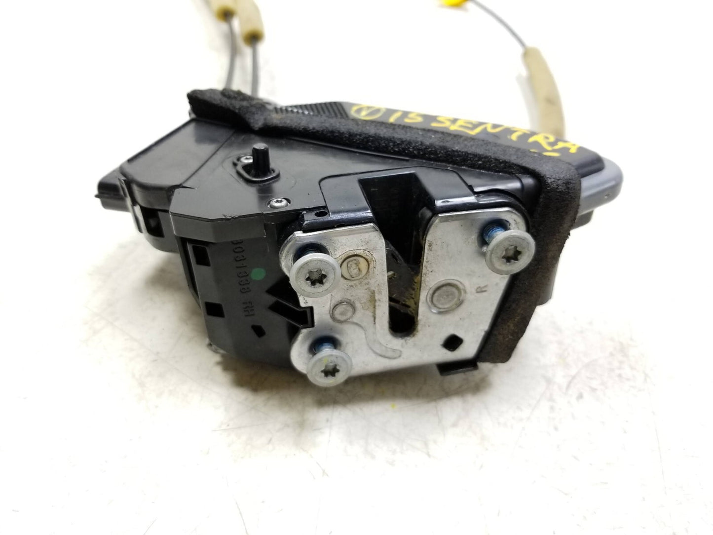 2015-2019 Nissan Sentra Door Lock Actuator & Handle Rear Passenger Side Rh OEM