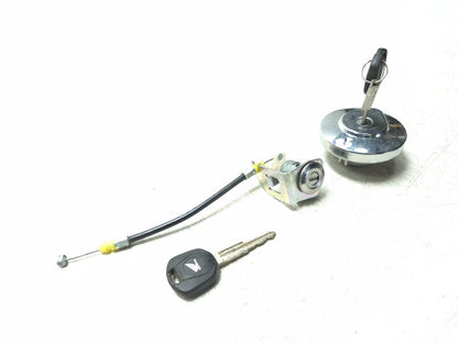 2015 Honda Ctx700n Ignition Set Key Lock Fuel Tank Cap OEM