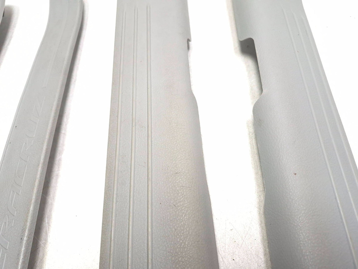 2011 Hyundai Veracruz Door Sill Scuff Plate Trim 8pcs OEM