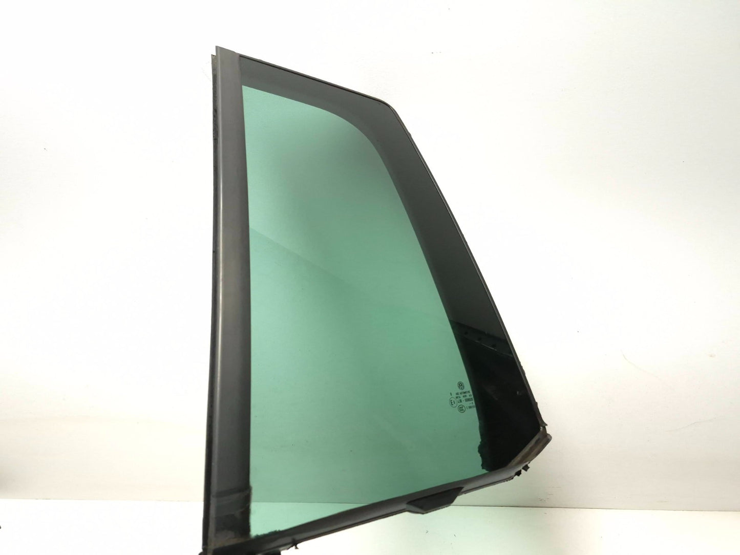 2011 Volkswagen Tiguan Door Vent Window Glass Rear Driver Side Left OEM