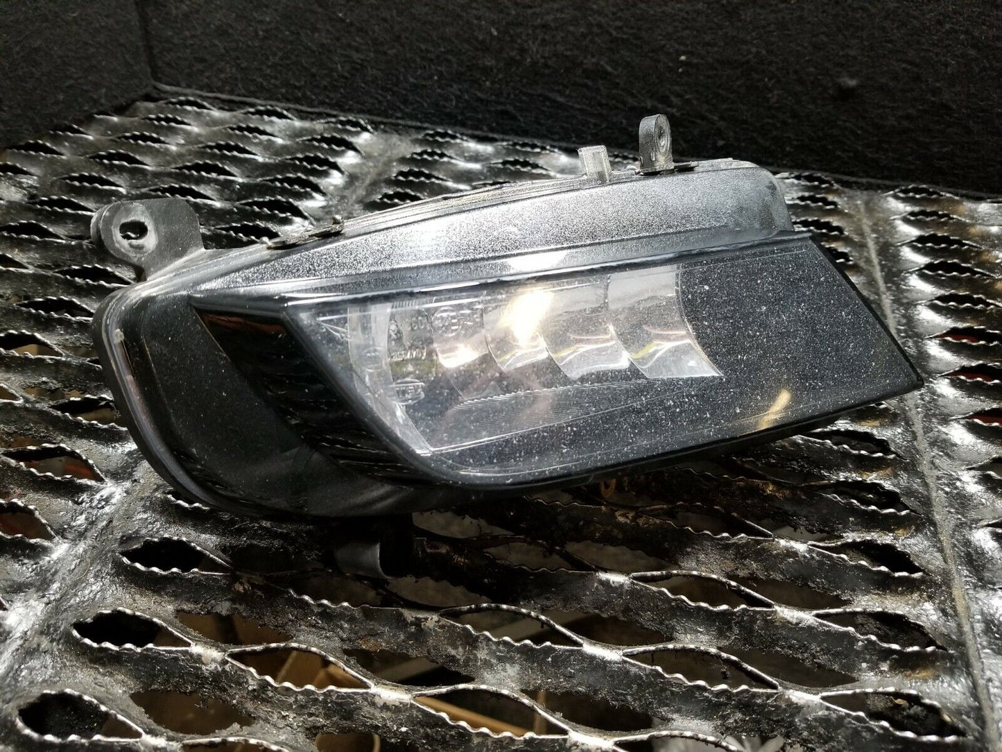 13 14 15 Audi A4 2.0l Driver Left Fog Light Lamp 8k0941699b OEM