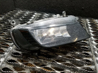 13 14 15 Audi A4 2.0l Driver Left Fog Light Lamp 8k0941699b OEM