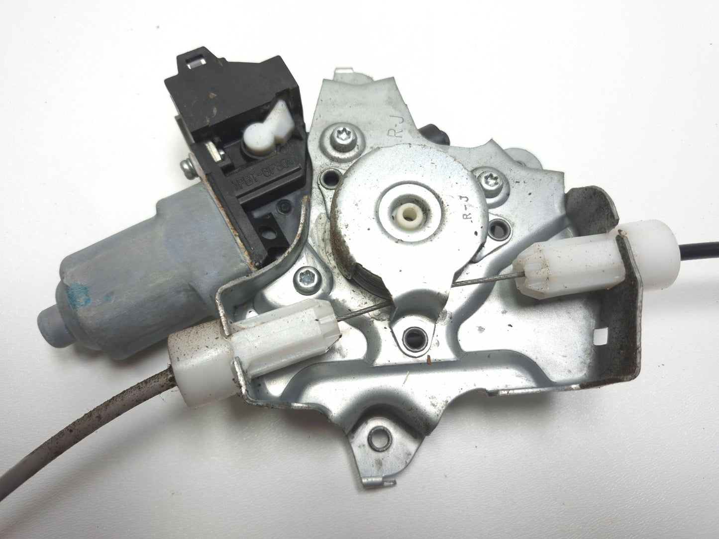 2012 Nissan Leaf Front Door Window Regulator & Motor Passenger Side Right OEM