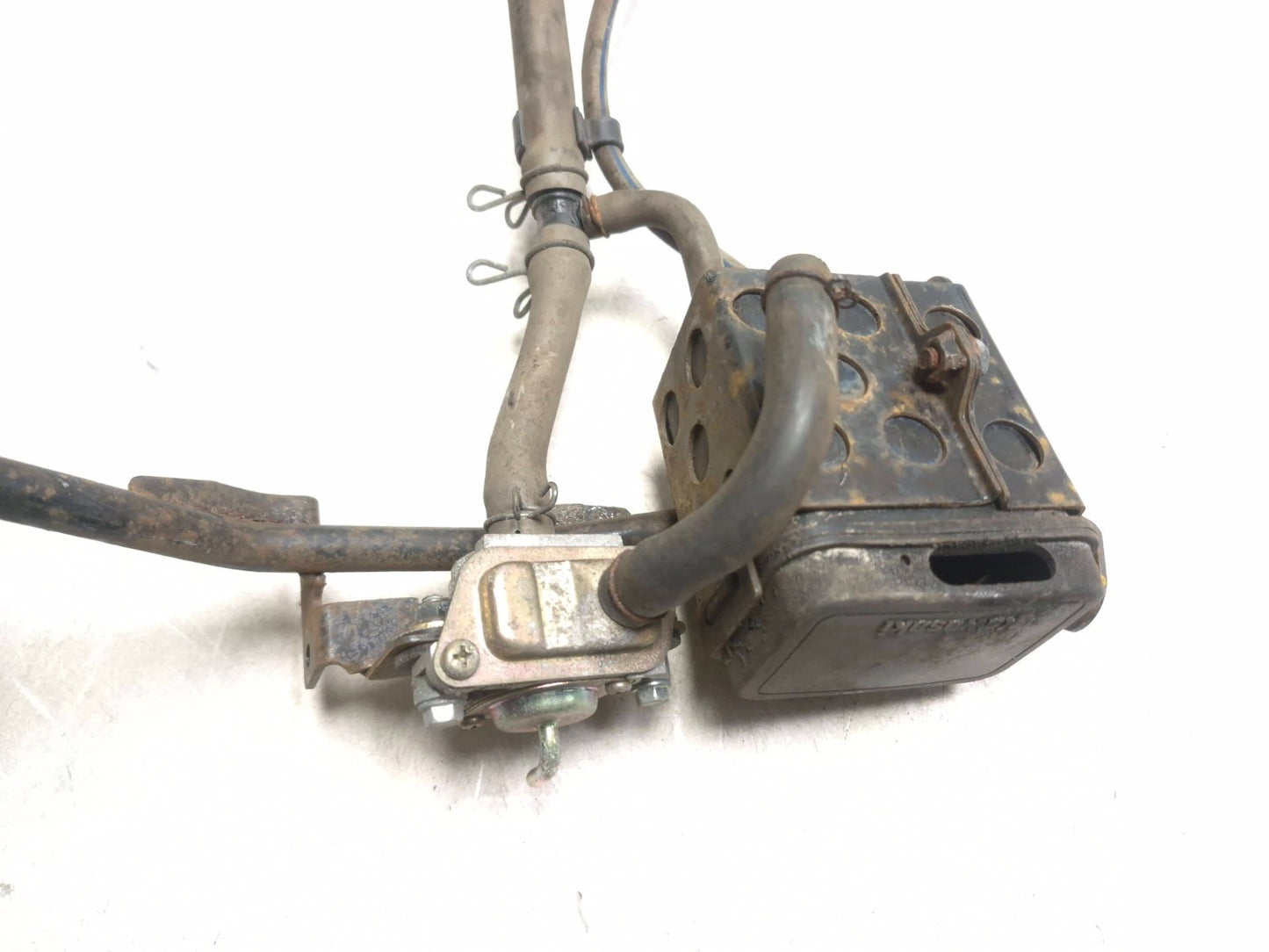 2005 Kawasaki Bn125 Eliminator Evap Emissions Canister & Separator Assy OEM