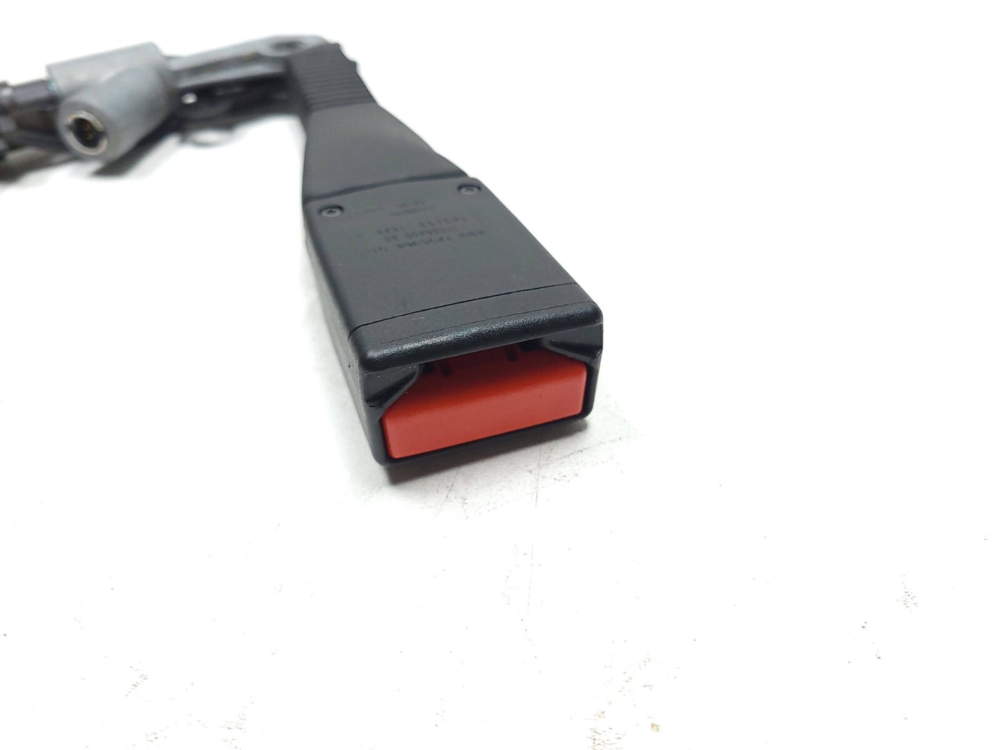 2012 - 2014 BMW X6 Front Seat Belt Buckle Passenger Side Right OEM