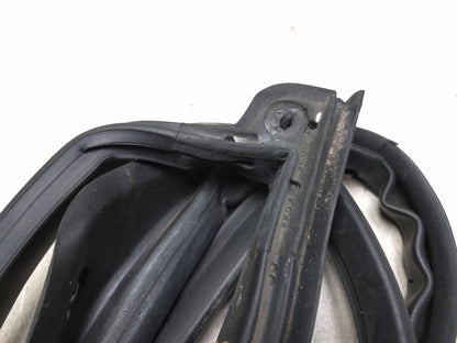 2014 Hyundai Sonata Front Door Weatherstrip Seal Passenger Side Right 2pcs OEM