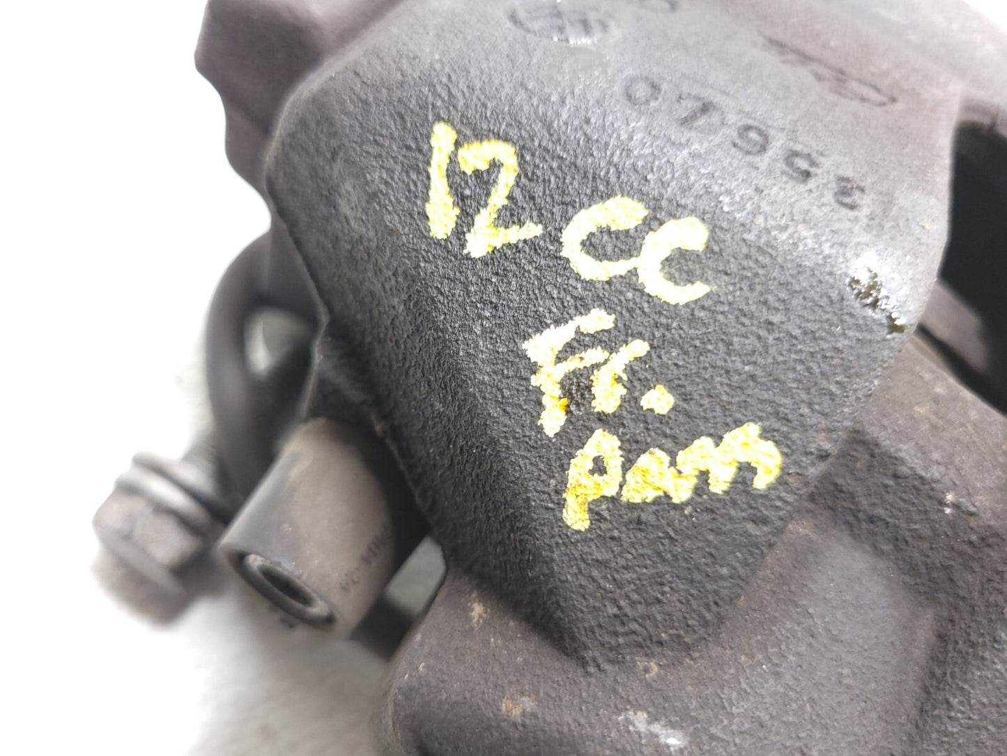 2012 Volkswagen Cc Brake Caliper Front Passenger Side Right OEM