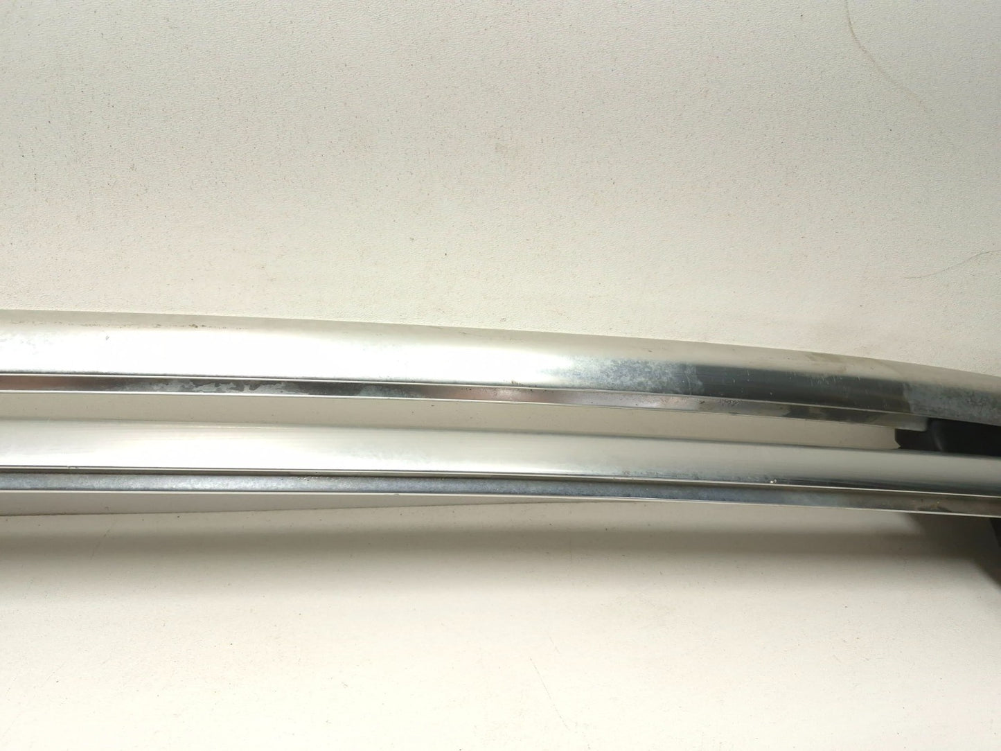 2011 Volkswagen Tiguan  Roof Luggage Rack Rail Pair OEM