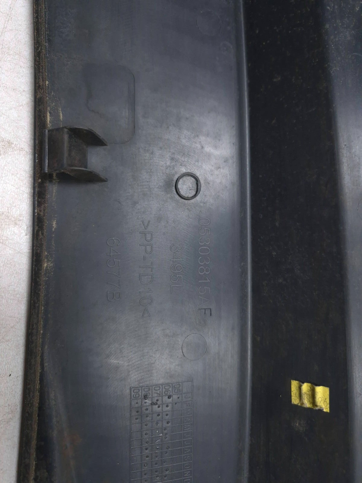 2010 Dodge Caliber Sxt Windshield Cowl Top Panel 05303815af OEM